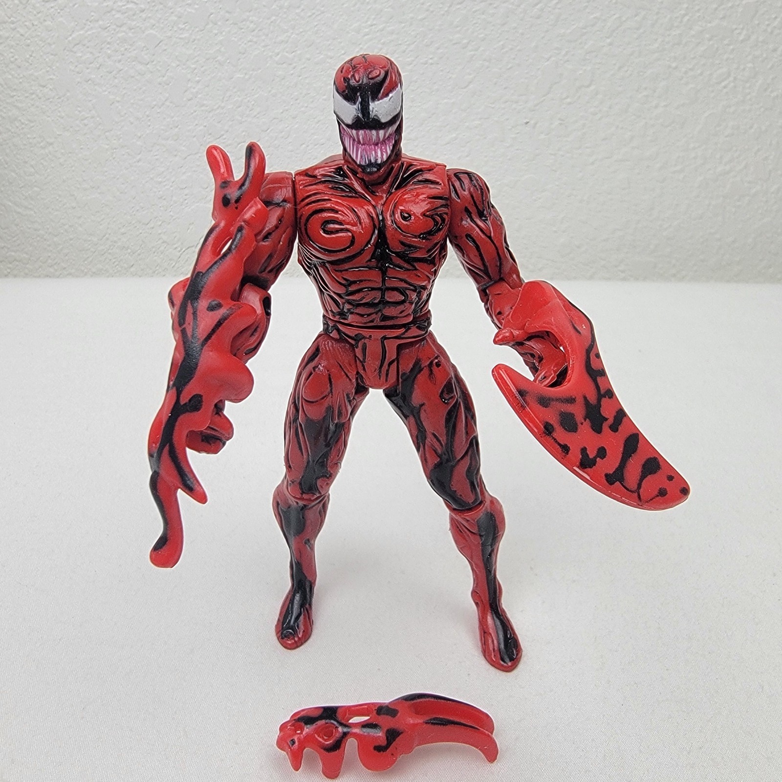 Spider-Man Carnage 94 ToyBiz 5" Action Figure & Accessories - Collector's Edition